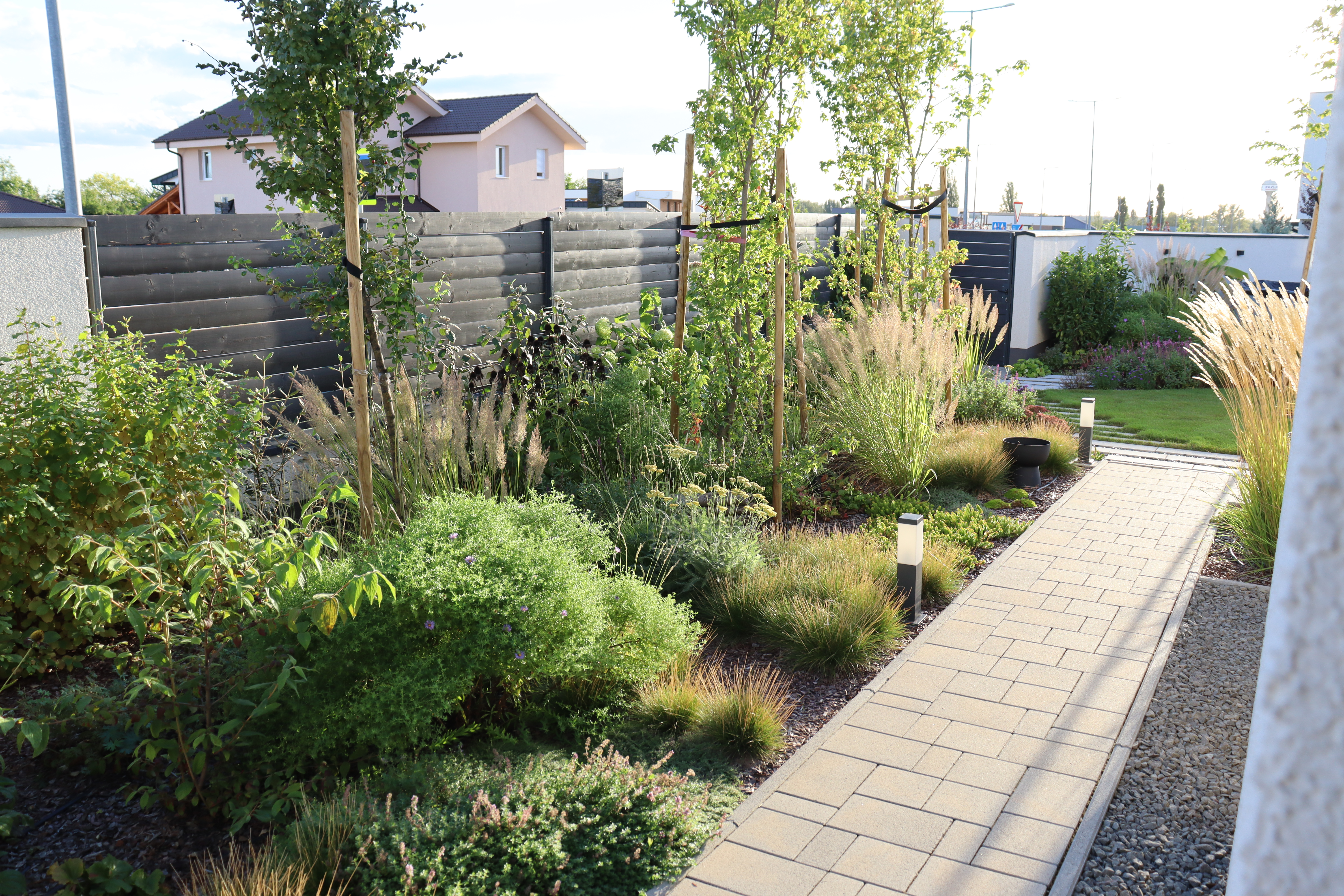 Torsán Lilla - Kerttervezés & kertépítés